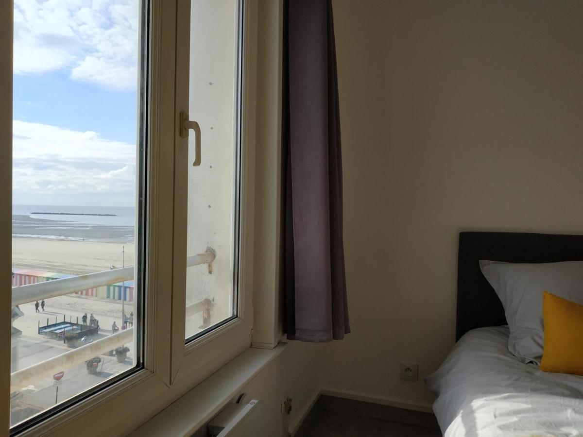 Sea View & Beach Studio Apartment - Blue Horizon Дюнкерк Экстерьер фото